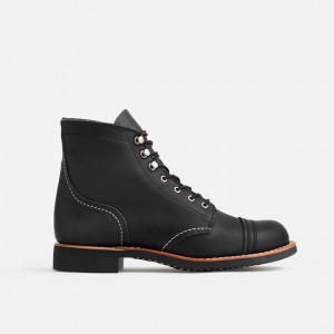 Red Wing Short Boot in Black Boundary Leather | SWMIZH-457